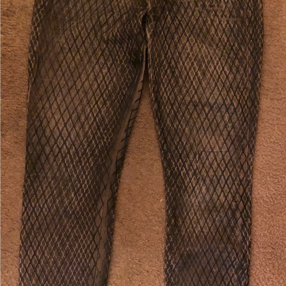 True Religion coated snakeskin straight leg jeans. Size 25. - Picture 2 of 6